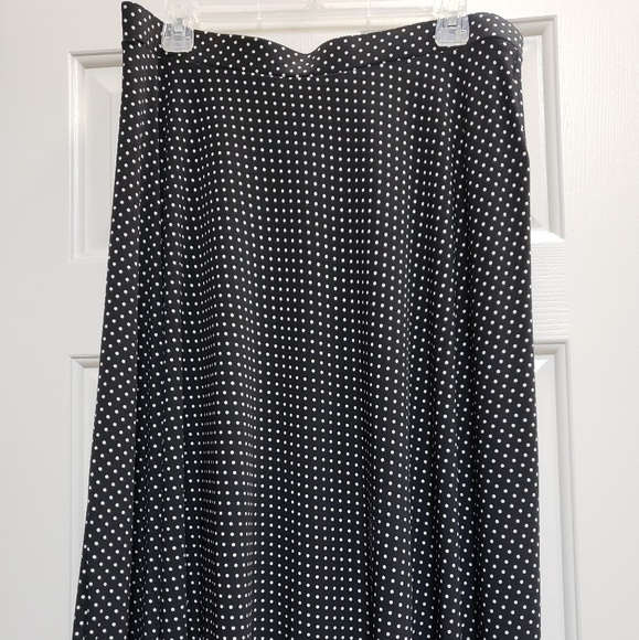 Skirt - Picture 1 of 3